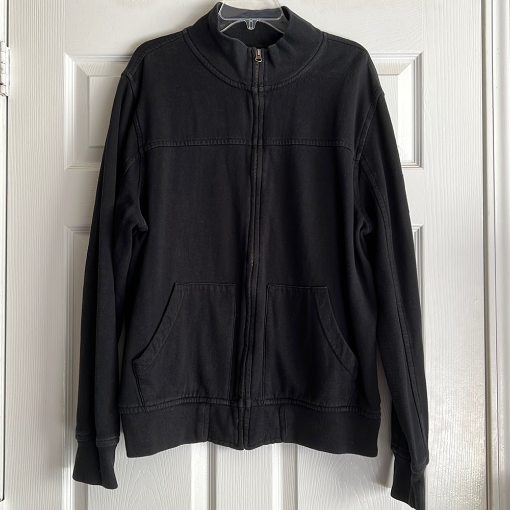 GUC Men’s Lucky Brand Zipper Sweatshirt
